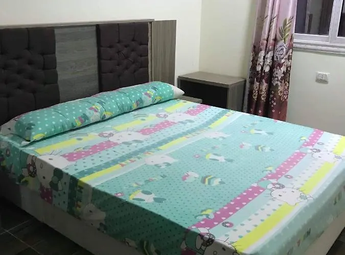 Sea View At Sheraton Road 2 Bed Apartman *