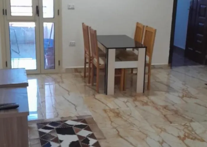 Sea View At Sheraton Road 2 Bed Apartman