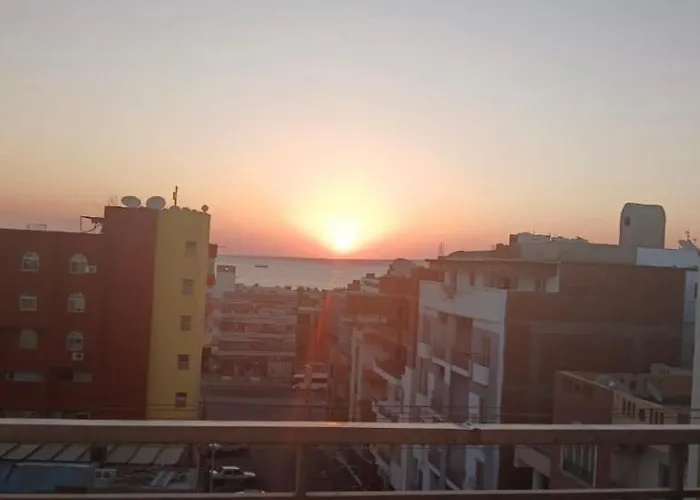 Sea View At Sheraton Road 2 Bed Apartman *